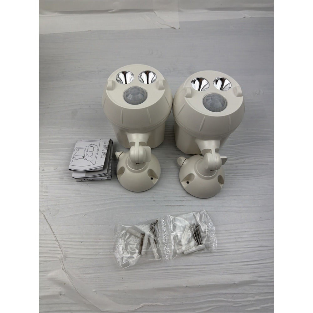 Mr Beams MB 390 Wireless (2)  White Motion Sensor Security Lights Battery